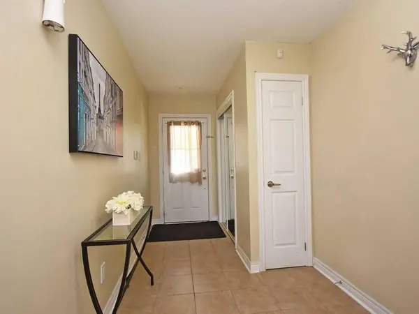 40 Cedar Lake CRES, Brampton, ON L6Y 0P9