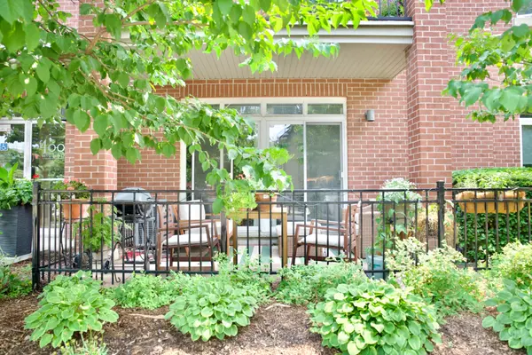 400 Mcleod ST #109, Ottawa Centre, ON K2P 1A6
