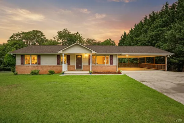 4006 Oliver ST, Bedford, VA 24523