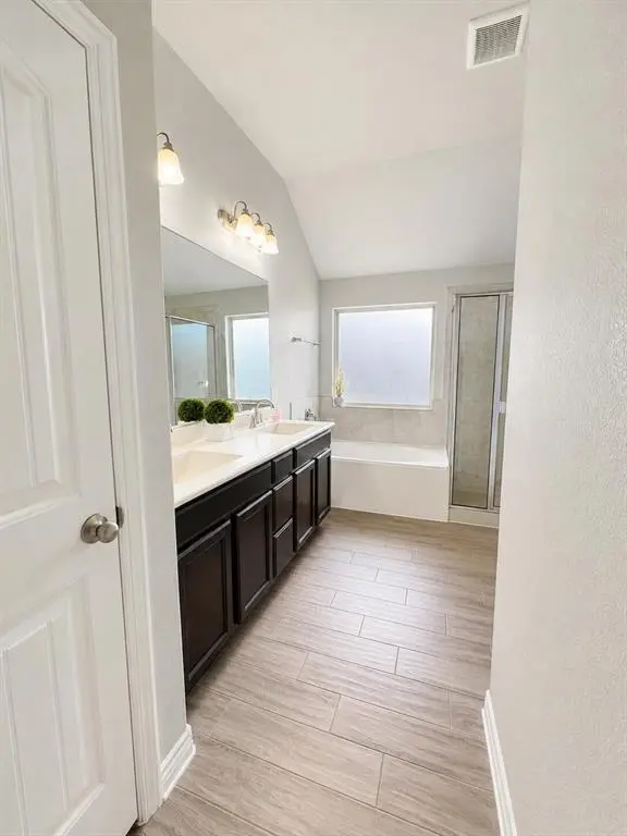 347 Chamberlain Drive, Fate, TX 75189