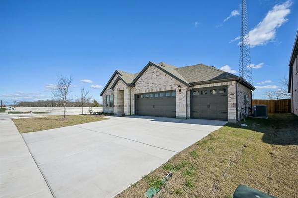 2617 Grand Canyon Street, Anna, TX 75409