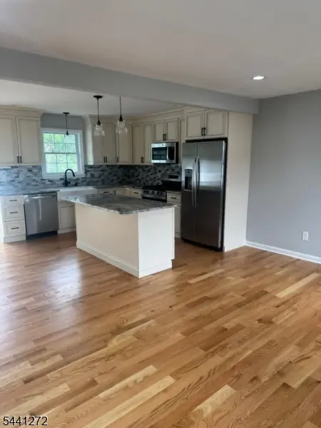 109 Pearl Pl, Dunellen Boro, NJ 08812