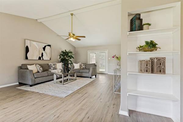 3206 Wintersmith Drive, Arlington, TX 76014
