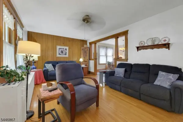 337 Corona Pl, Ridgewood Village, NJ 07450