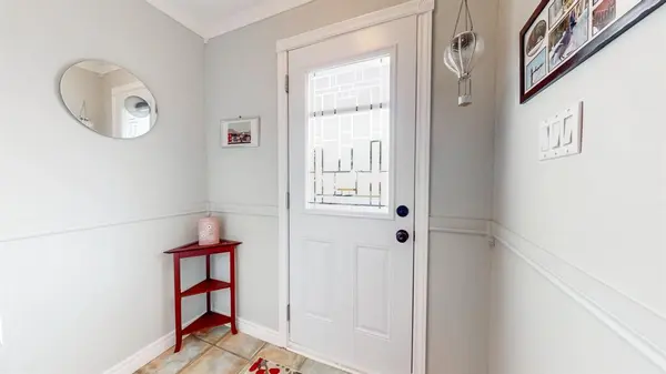 60 Lindbergh Crescent, Mount Pearl, NL A1N 2E6