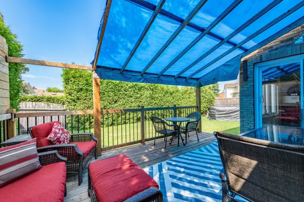 1446 Bourcier DR, Orleans - Cumberland And Area, ON K1E 3J9