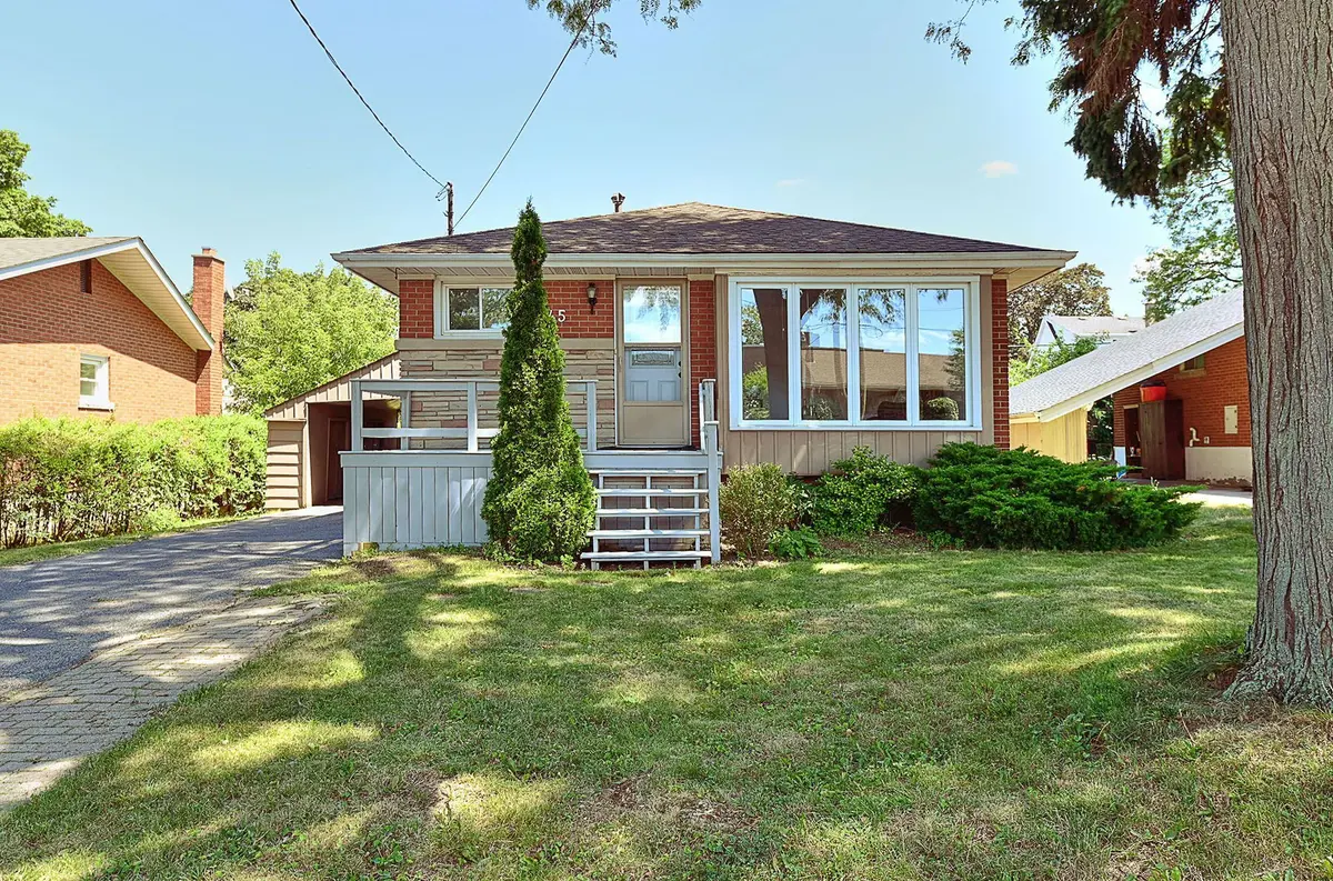 245 West 33rd ST, Hamilton, ON L9C 5J7