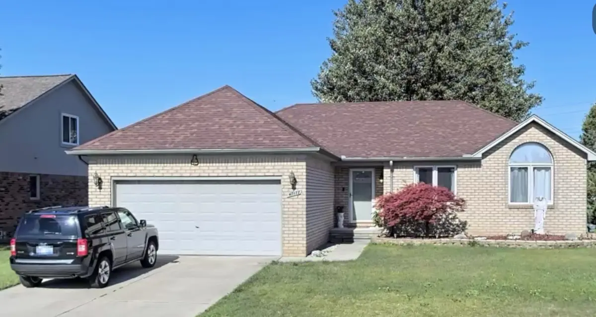 47177 Pamela DR, Macomb Twp, MI 48044