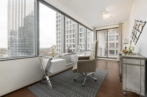 1200 Main Street #1806, Dallas, TX 75202
