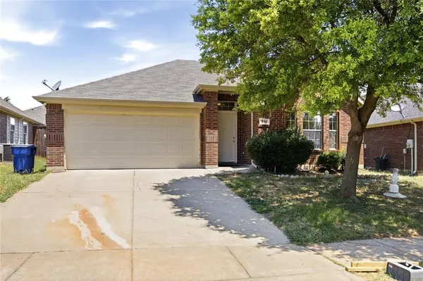 549 Anchor Way,  Crowley,  TX 76036