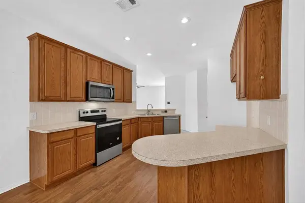 10025 Pinecrest Drive, Providence Village, TX 76227
