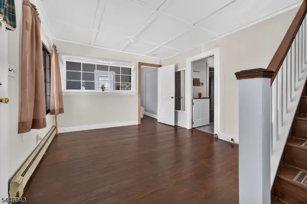 7 New St, Washington Boro, NJ 07882