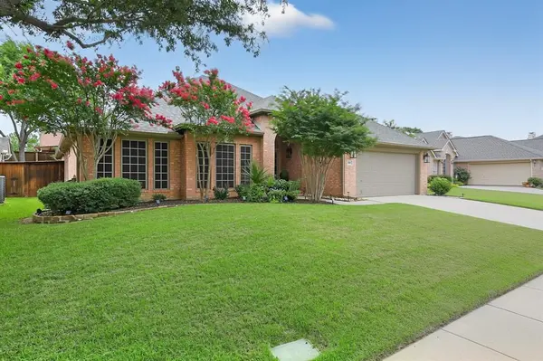1106 Oakhollow Drive, Corinth, TX 76210