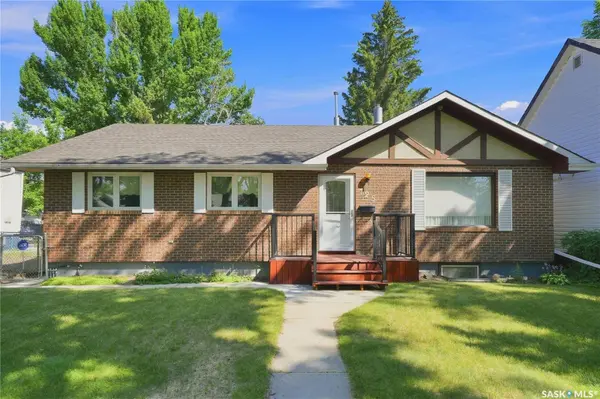 725 7th STREET E, Saskatoon, SK S7H 0Y1