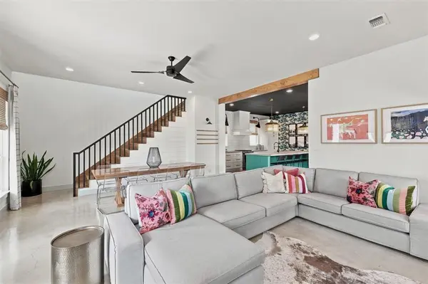 1000 Cool Ranch Lane, Millsap, TX 76066