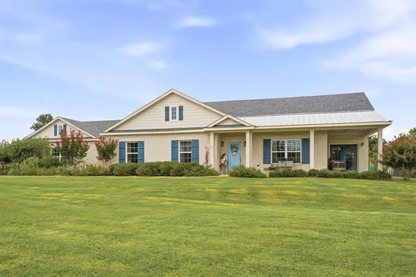 131 Whispering Winds Drive, Gunter, TX 75058