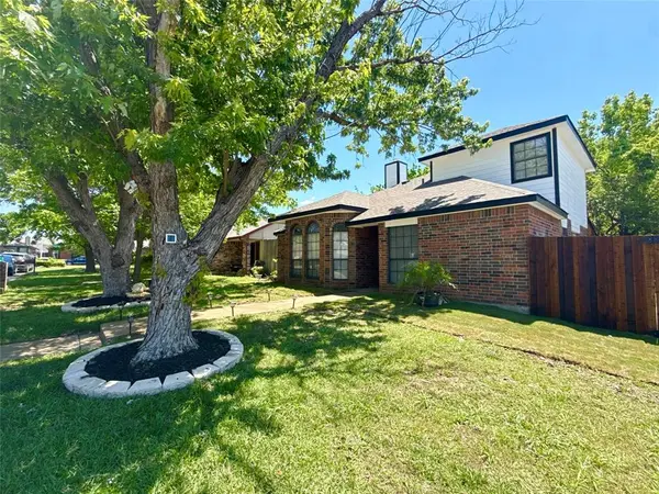 4768 Veronica Circle, Fort Worth, TX 76137