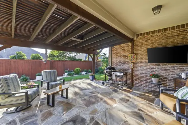 7013 Cherrybark Lane, North Richland Hills, TX 76182
