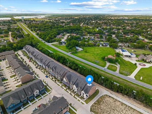 7937 Bayside Drive, Rowlett, TX 75088