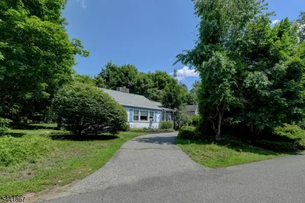 1 Welch Rd, Ringwood Boro, NJ 07456