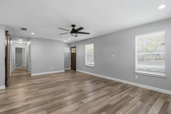 1000 W White Avenue, Mckinney, TX 75069