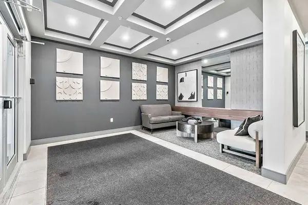 8355 19 AVE SW #302, Calgary, AB T3H 6G3
