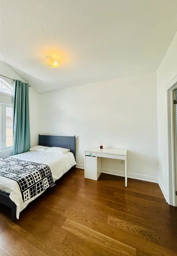 22 Queen Magdalene PL #Room 1, Toronto C15, ON M2H 0A6