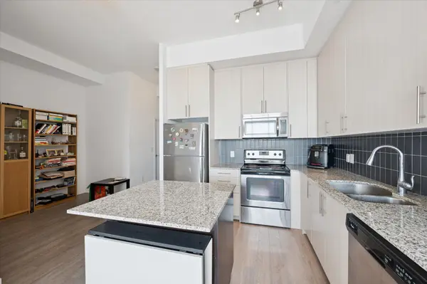 85 Duke ST W #1707, Kitchener, ON N2H 0B7