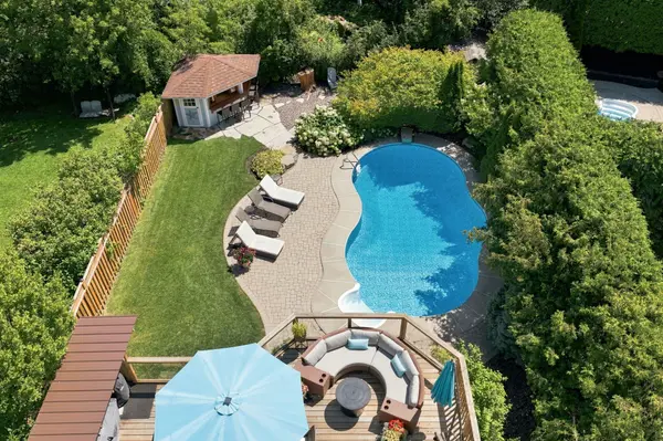 81 Gartshore DR, Whitby, ON L1P 1N5