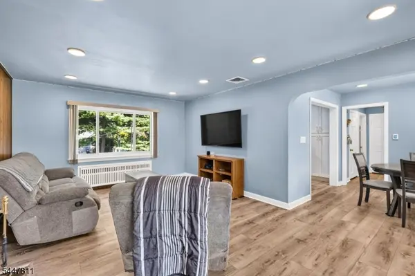 138 Tappan Ave, North Plainfield Boro, NJ 07060