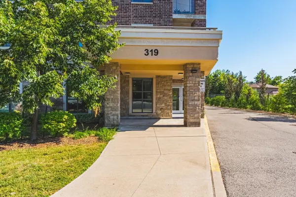 319 Highway 8 RD ##308, Hamilton, ON L8G 0B1