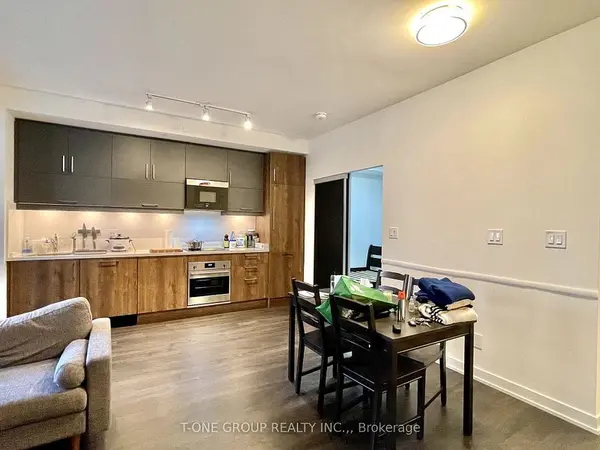 292 Verdale Cross #612, Markham, ON L6G 0H6