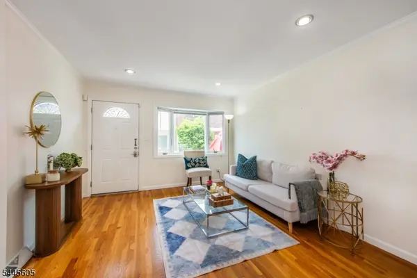 34 Waldo Ave #13, Jersey City, NJ 07306