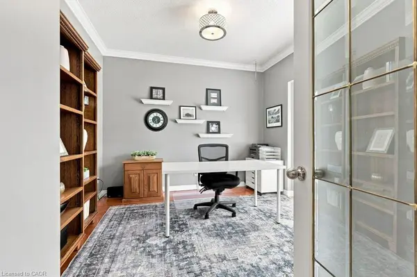 515 Birchleaf WALK, Waterloo, ON N2T 2W5