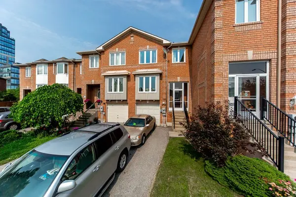 20 Twigg DR, Ajax, ON L1Z 1G4