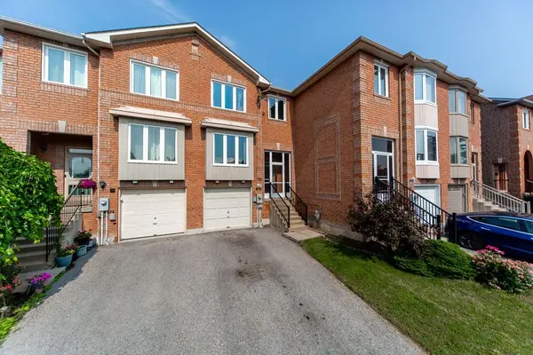 20 Twigg DR, Ajax, ON L1Z 1G4