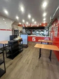 3271 DUFFERIN ST, Toronto W04, ON M6N 2T4