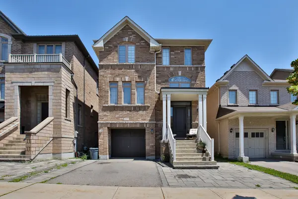 27 Givon ST, Vaughan, ON L6A 0W2