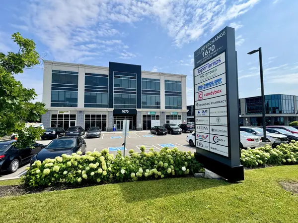 1670 North Service RD #305, Oakville, ON L6H 7G3