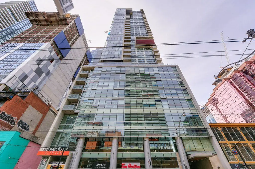 375 King ST W #2710, Toronto C01, ON M5V 1K5