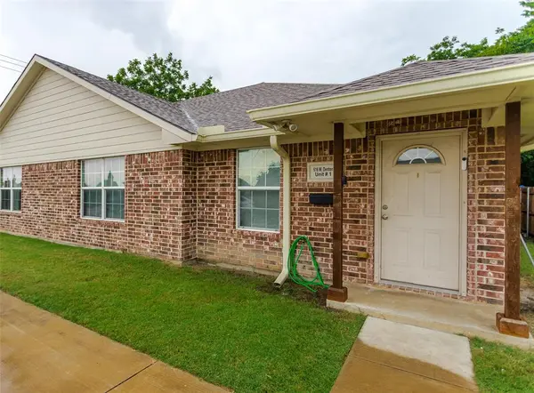 616 W Denton Street, Ennis, TX 75119