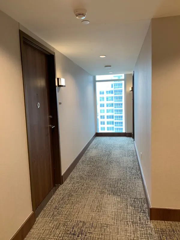 80 Queens Wharf RD #2010, Toronto C01, ON M5V 0J3