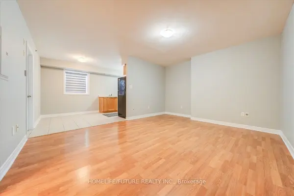 7428 Markham RD #421, Markham, ON L3S 4V6