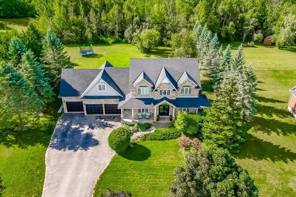 14 Devonleigh DR, Amaranth, ON L9V 3J3