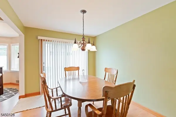 4-29 Summit Ave, Fair Lawn Boro, NJ 07410