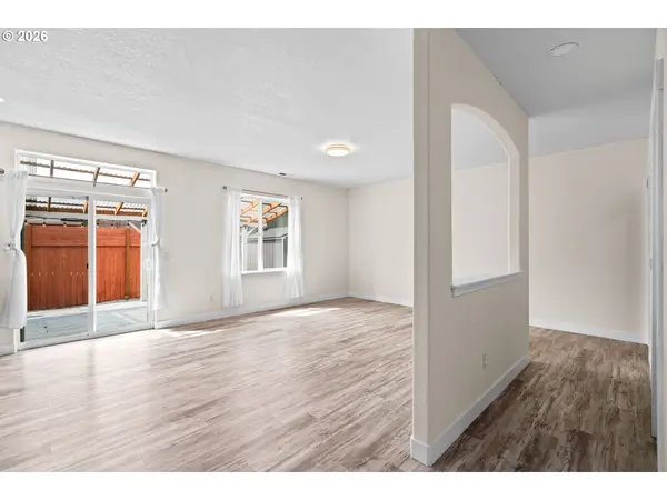 5660 AUSTIN WAY, Eugene, OR 97402