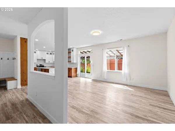 5660 AUSTIN WAY, Eugene, OR 97402