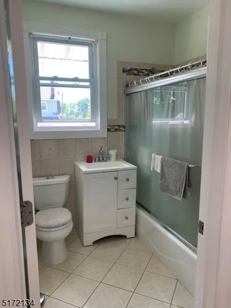 85 Watsessing Ave 2nd Fl. #2, Bloomfield Twp., NJ 07003