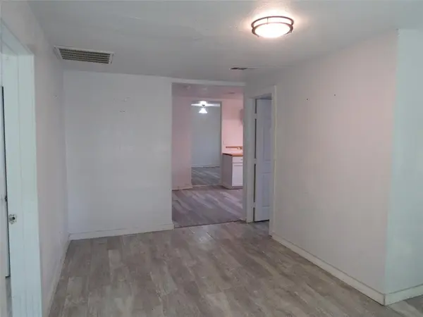 2705 Summer Avenue, Waco, TX 76708