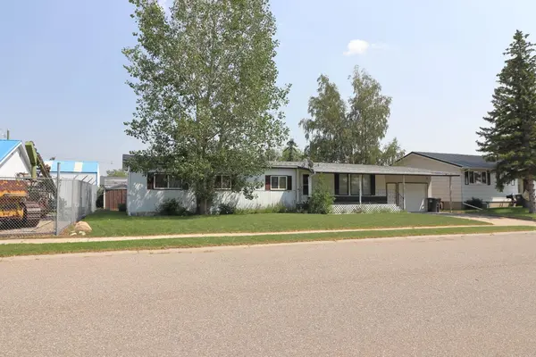 4809 52 ST, Stavely, AB T0L 1Z0